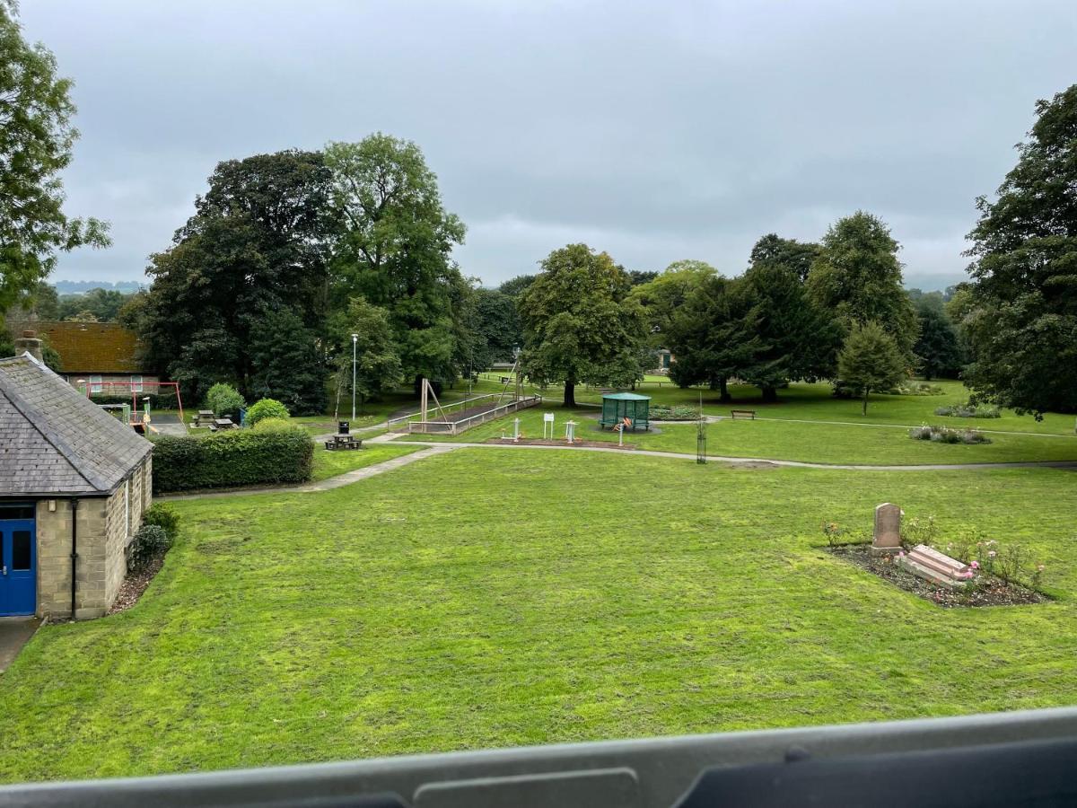 The Queens Head, Parkside Apartment 2 Burley in Wharfedale 외부 사진